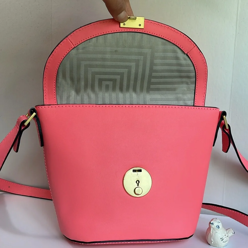 Kate Spade ♠️ Saturday Crossbody - Picture 10 of 16